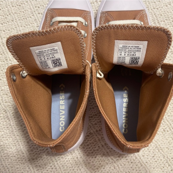 Women a size ten BRAND NEW brown converse shoes - Picture 7 of 7